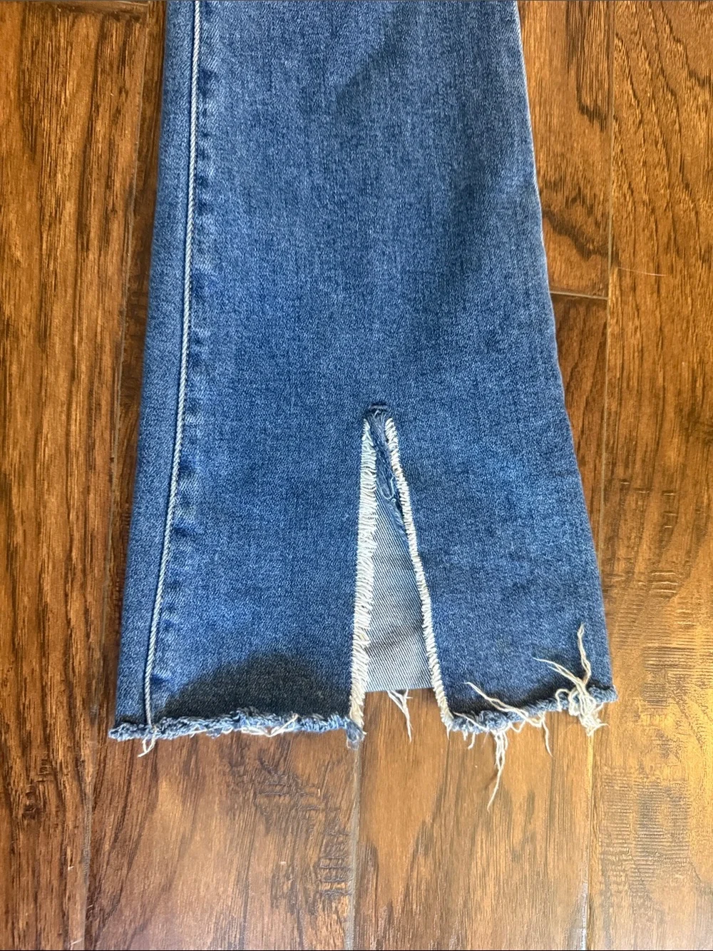 Hidden Split-Hem Flare Jeans, size 24